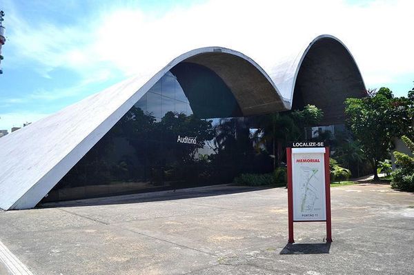 Obras de Oscar Niemeyer - Memorial da América Latina